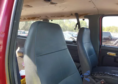 1994 Ford Econoline E350 z USA, uszkodzony, nr VIN 1FBHE31H4RHB76000